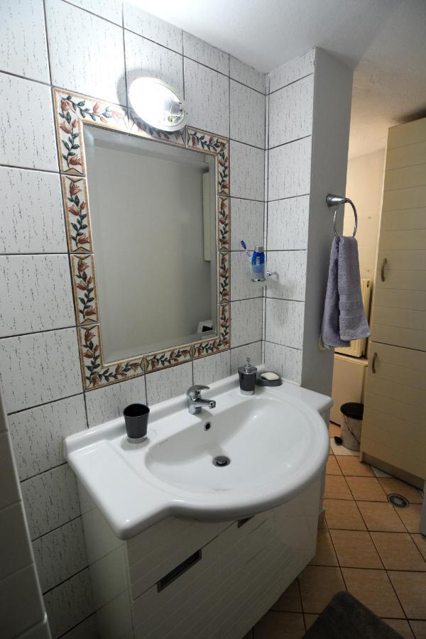 Bella Vista Apartment *
